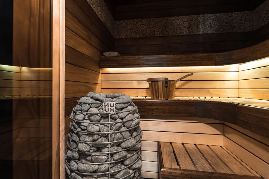 Outdoor Sauna Kits Buyer's Guide: What to Know Before Buying
